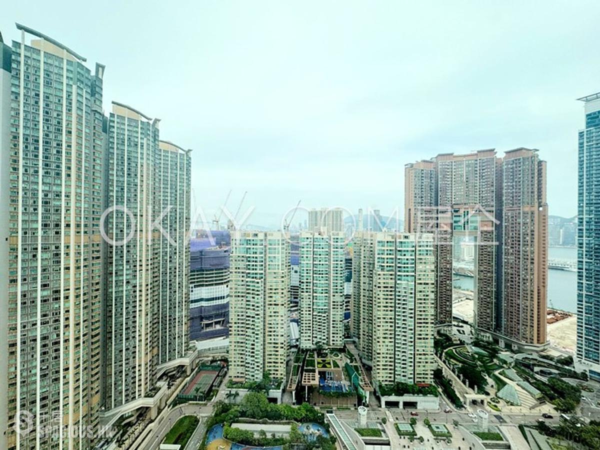 West Kowloon - The Cullinan (Tower 21 Zone 5 Star Sky) 01