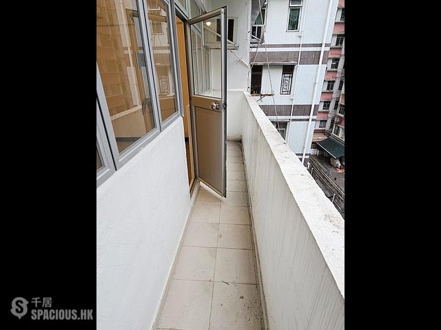 Wan Chai - 11, Gresson Street 01