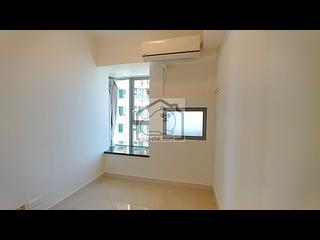 Kennedy Town - The Merton Tower 3 07