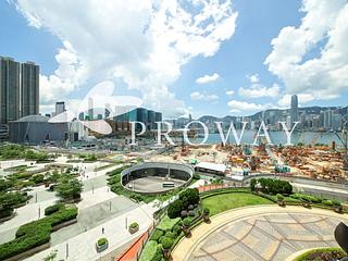 West Kowloon - The Arch 02