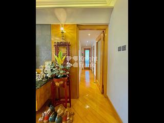 Mid Levels Central - Robinson Heights 06
