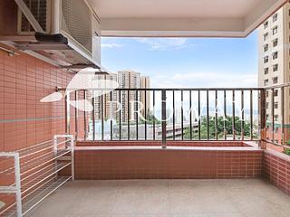 Pok Fu Lam - Pokfulam Gardens Block 4 03