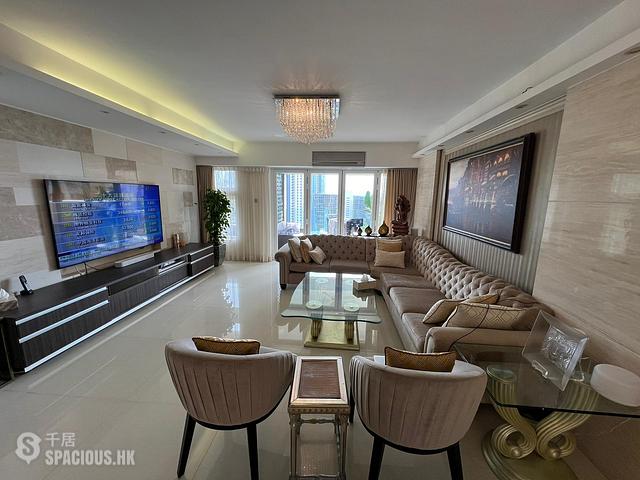 Pok Fu Lam - Baguio Villa Block 43 01