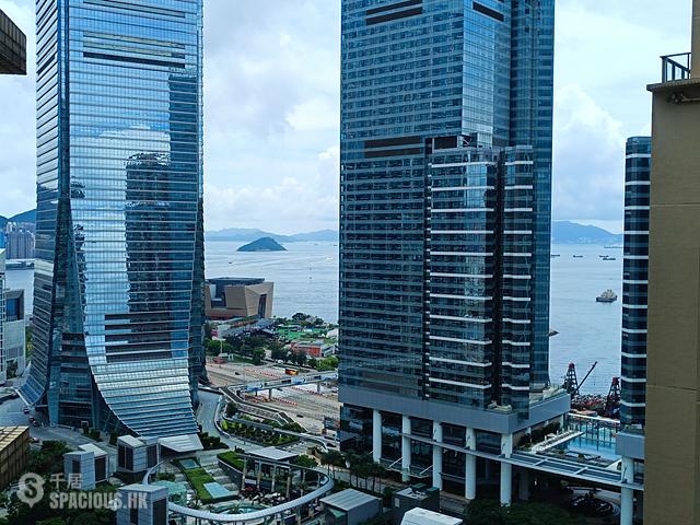 West Kowloon - The Waterfront Phase 2 Block 6 01