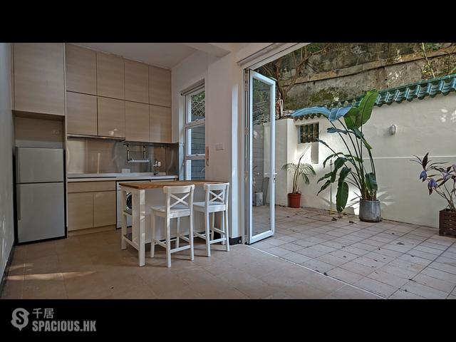 Kennedy Town - 19-21, Sands Street 01