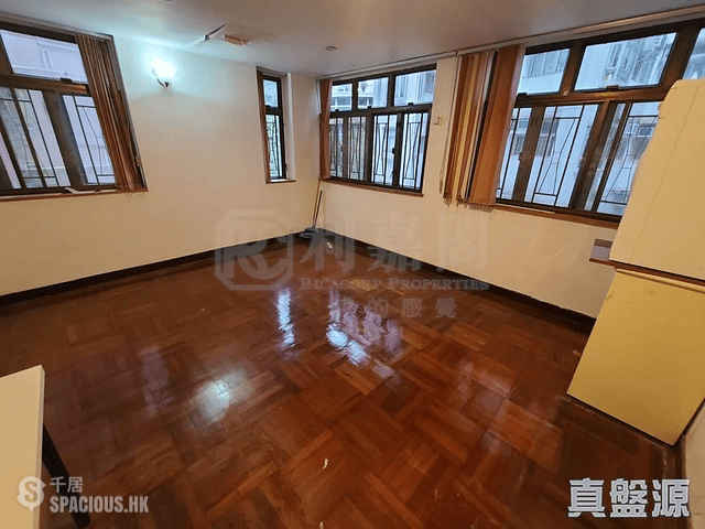 Tai Hang - Ming Sun Building 01
