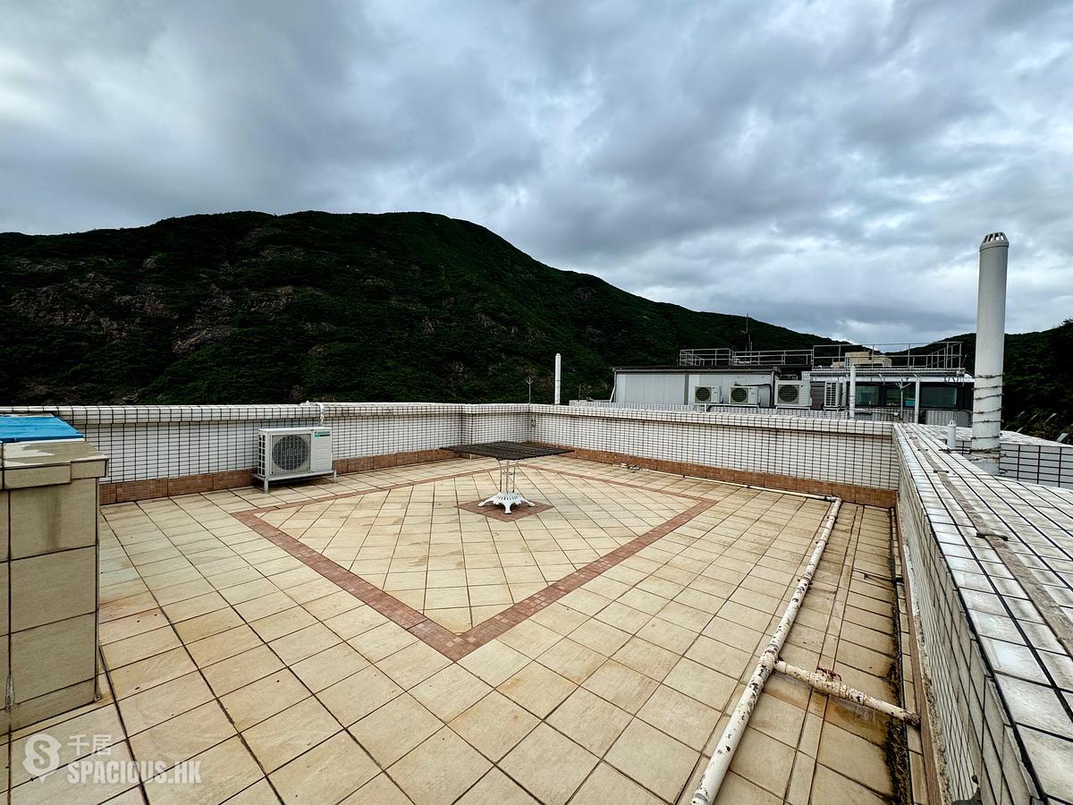 Repulse Bay - South Bay Garden Block C 01