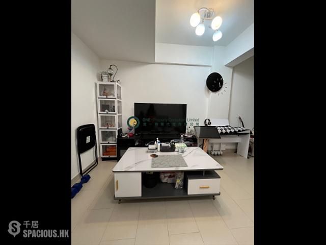 Wan Chai - Man Hee Mansion 01