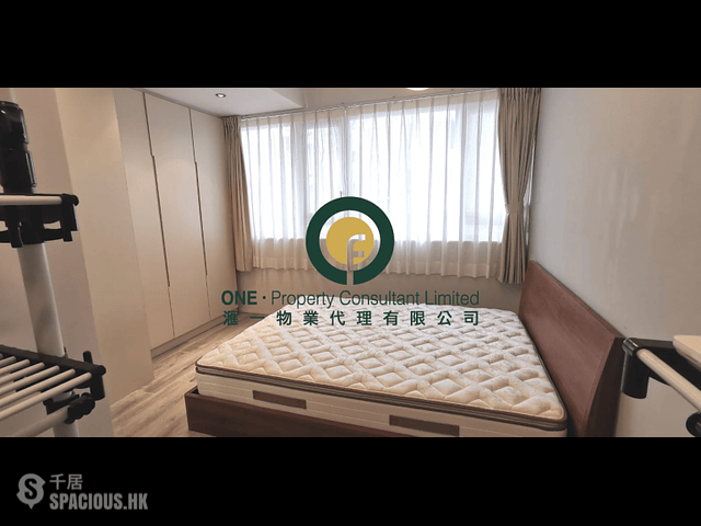 Sai Ying Pun - Koon Wah Building 06