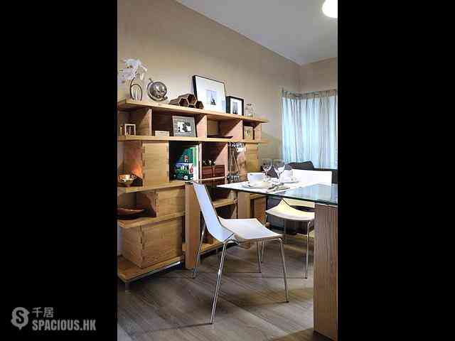 Mid Levels Central - Lily Court 06