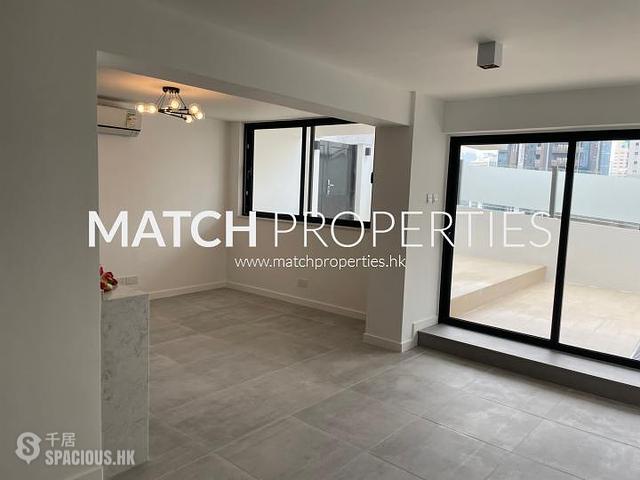 Mid Levels Central - 5J, Bowen Road 01