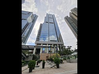 West Kowloon - The Cullinan (Tower 21 Zone 5 Star Sky) 23