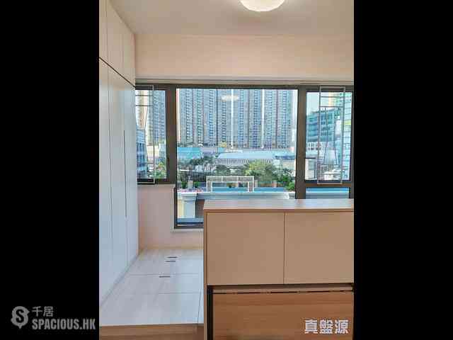 Tsuen Wan - The Aurora 01