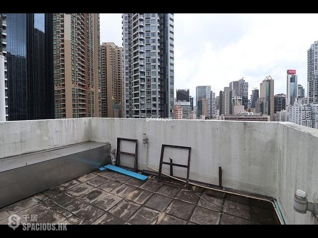 Wan Chai - King Sing House 01