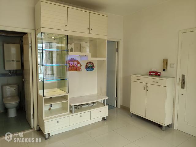 Sai Ying Pun - Hoi Sing Building Block 1 01