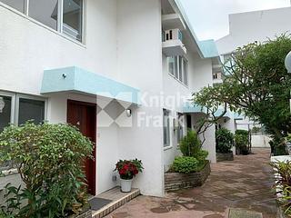 Chung Hom Kok - 30, Cape Road 09