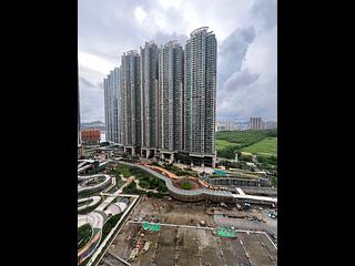 Lohas Park - Lohas Park Phase 1 The Capitol Banff (Tower 1 - Left Wing) 03