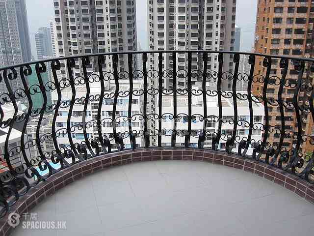 Mid Levels West - Park View Court 01