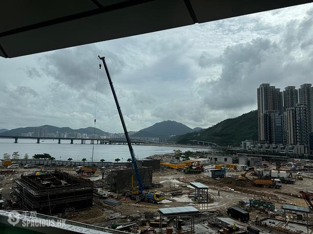 Tseung Kwan O - The Wings Ocean Wings Block 1 01