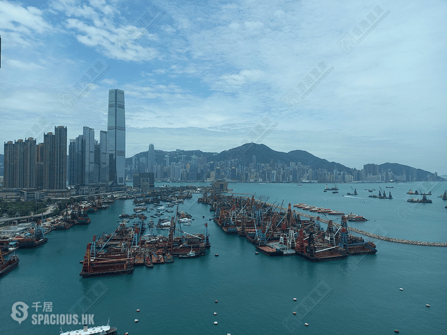 Tai Kok Tsui - Island Harbourview Block 10 01