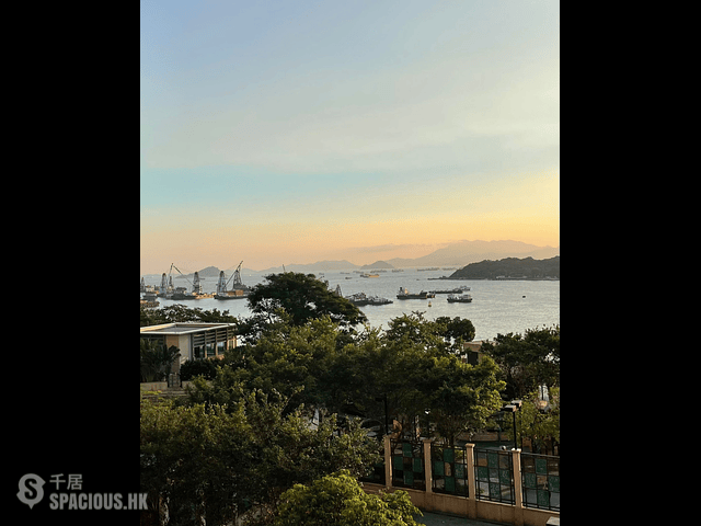Tai Kok Tsui - The Long Beach Tower 8 01