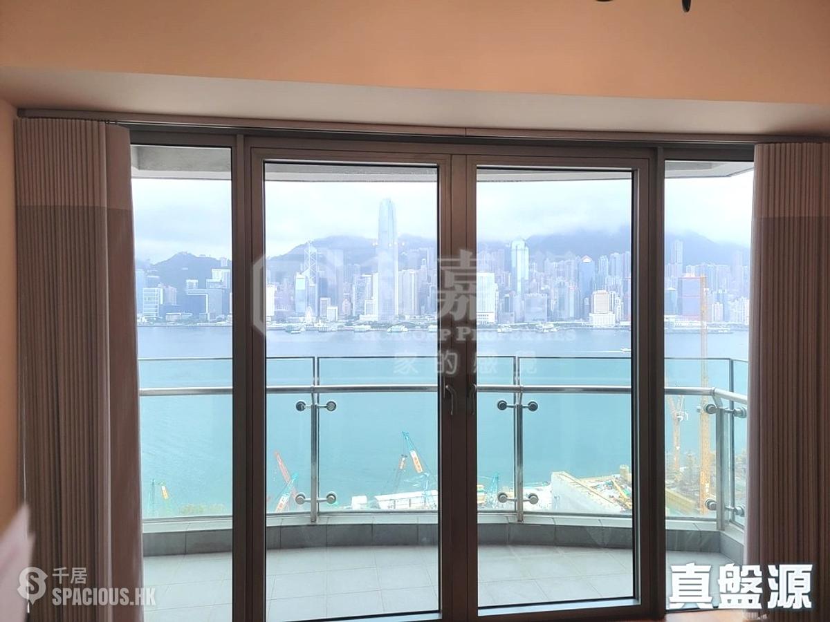 West Kowloon - The Harbourside Block 1 01