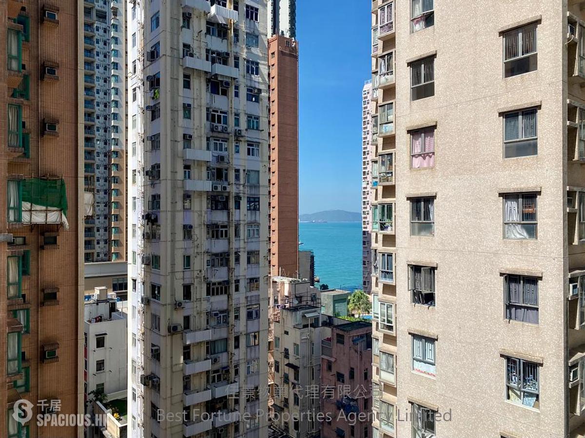 坚尼地城 - 满发大厦 01
