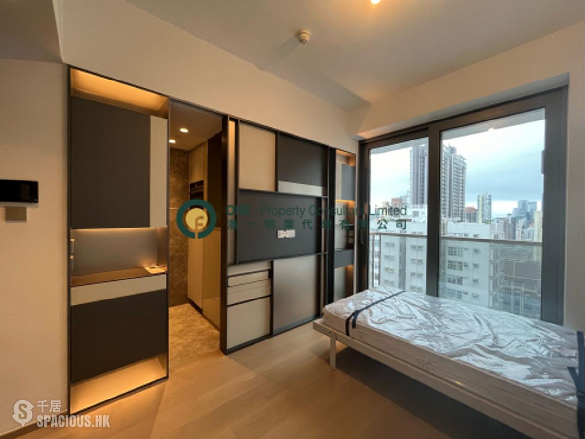 Sai Ying Pun - 15, Western Street 01