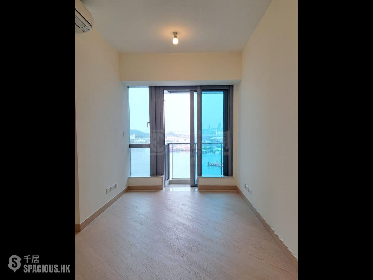 Cheung Sha Wan - Grand Victoria Phase 2 Grand Victoria II Block 3 (Block 3B) 01