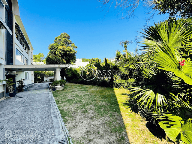 Stanley - 10A-10B, Stanley Beach Road 01