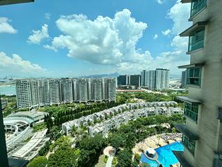 Tung Chung - Coastal Skyline Phase 1 Block 6 09