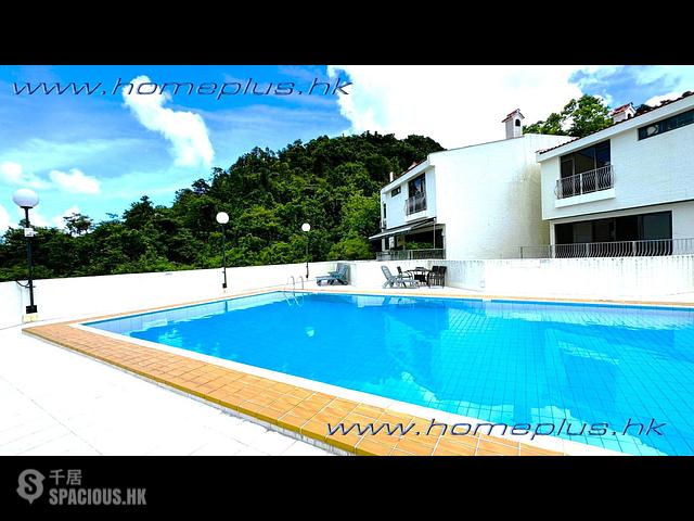 Clear Water Bay - Villas Caquecoy 01