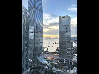 West Kowloon - The Arch Star Tower (Block 2) 07