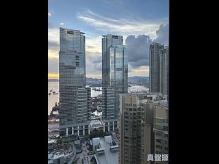 West Kowloon - The Arch Star Tower (Block 2) 04