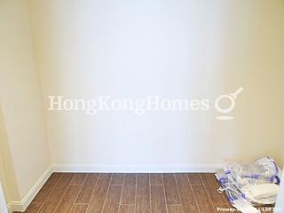 Chung Hom Kok - Cypresswaver Villas 06