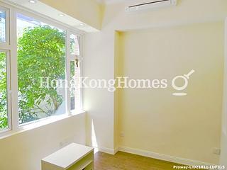 Chung Hom Kok - Cypresswaver Villas 07