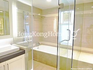 Chung Hom Kok - Cypresswaver Villas 11