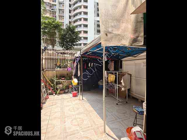 Sai Wan Ho - Hung Yan Building 01