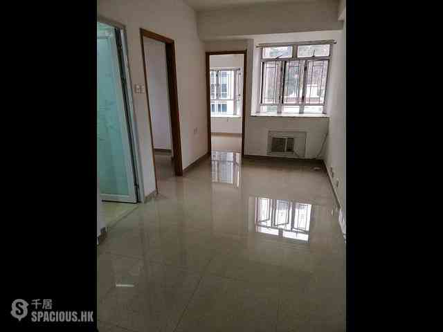 Sai Wan Ho - Dollar Building 01