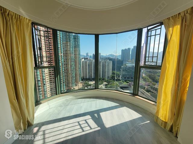Tai Kok Tsui - Park Avenue Central Park Block 2 01