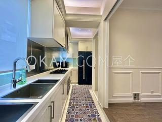 Chung Hom Kok - Cypresswaver Villas 03