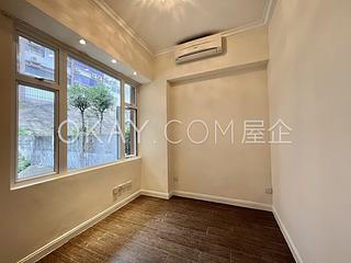 Chung Hom Kok - Cypresswaver Villas 05