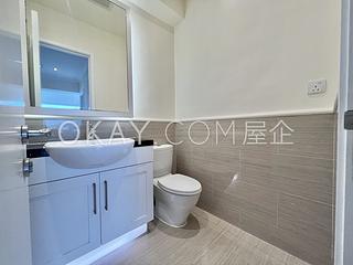 Chung Hom Kok - Cypresswaver Villas 06