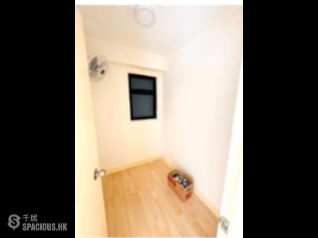 Quarry Bay - Mount Parker Lodge 01