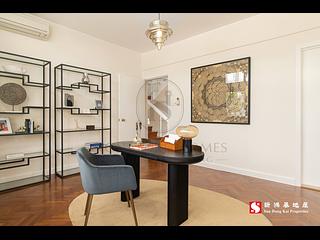 Chung Hom Kok - Coral Villas 11