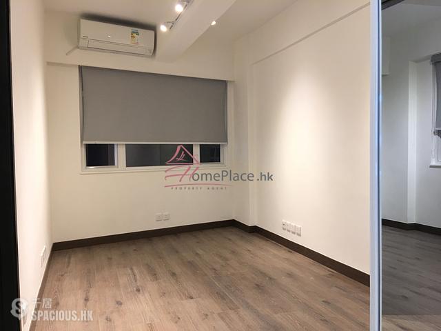 Central - 28, Peel Street 01