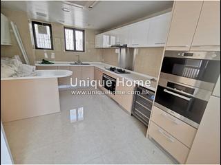 Chung Hom Kok - Coral Villas 15