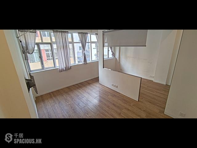 Central - 15, Gough Street 01