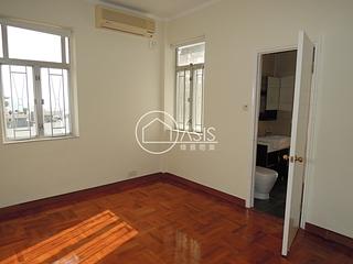 Chung Hom Kok - 8-14, Cape Road 06