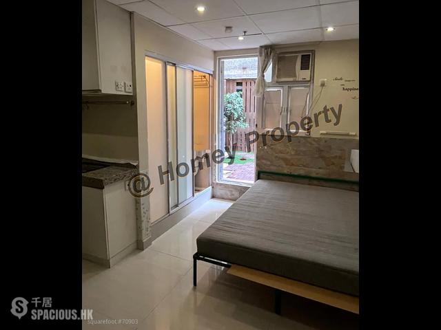 Wan Chai - Golden Coronation Building(Kam Koon Building) 03